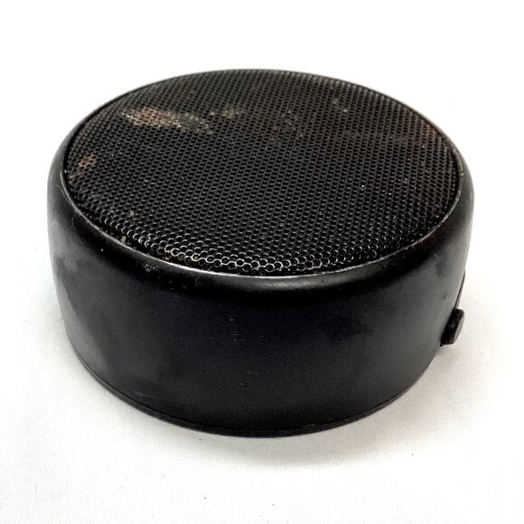 Shen Zhen Bluetooth Speaker - Picture 1 of 6